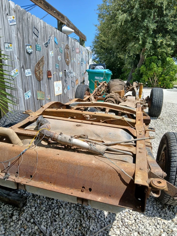  DODGE Ramcharger  1978 Chassis  Transfer Case Trans   Differential Frt Rear - Image 3 of 4