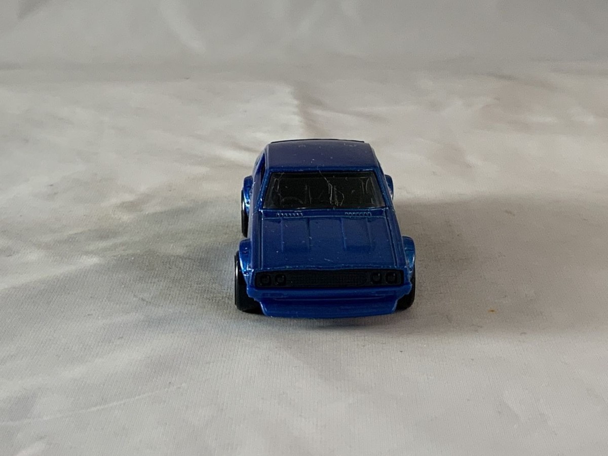 Hot Wheels Nissan Skyline 2000 GT-R 2018 Then and Now Dark Blue