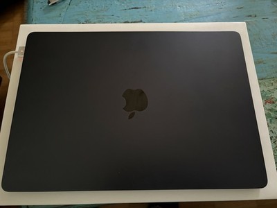 Apple MacBook Air 15 Zoll M2 (2023) 8GB 256 GB SSD Mitternacht