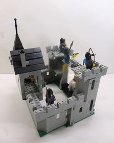 Lego Vintage LL Black Falcons Castle #6074-Fortress-100% w/minifigs  (1986)