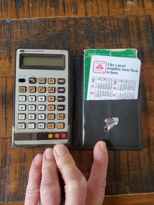 Vintage Lloyds 10 Digit Desk Top Calculator Model E615-2 Series 713A Hong Kong