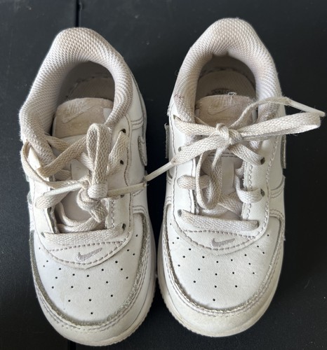 DH2926-111 Air Force 1 White Size 8C Boys RY - Picture 3 of 10