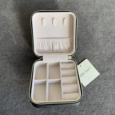 On 34th Mini Travel Zip-Around Jewelry Box Case Black 4x4" inches NWI