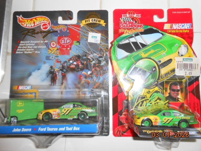 VTG HOT WHEELS #97 JOHN DEERE PIT CREW RACING CHAMPIONS STOCK CAR 1999 CHAD LITT