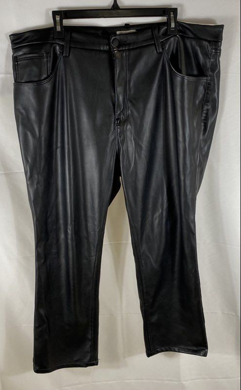 Good American Women's Black Faux Leather High Rise Cropped Pants Size 18