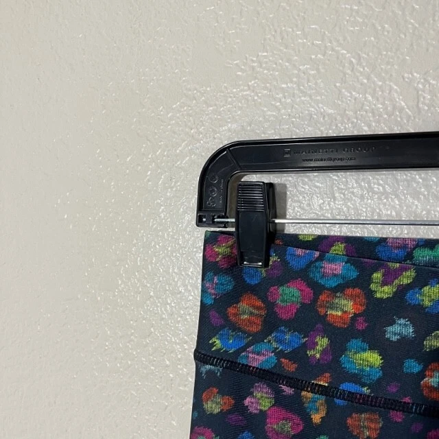 Terez 黑色多色花卉弹力拉瑜伽打底裤 M 码 — 第 2/4 张图片