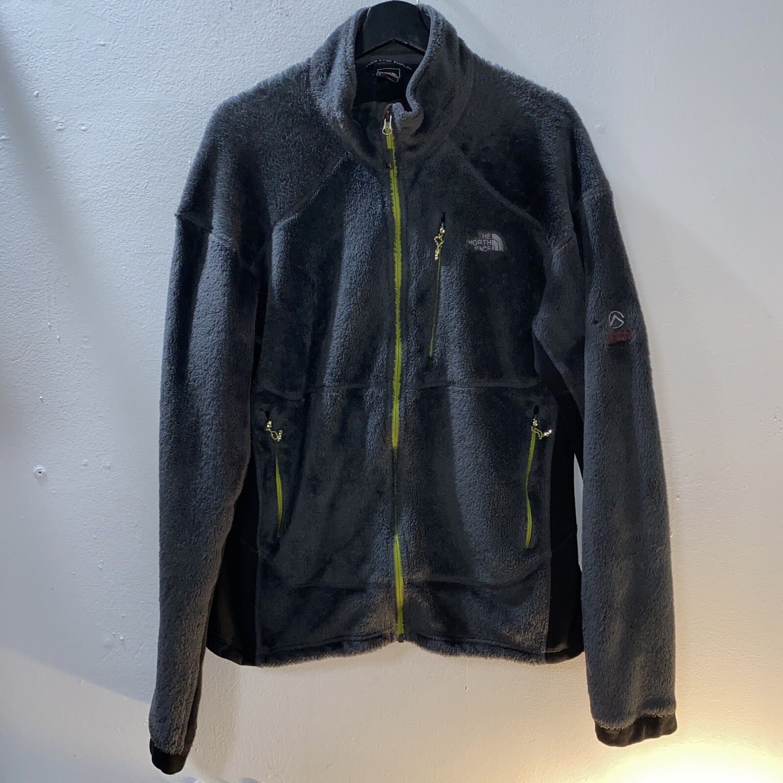 The North Face Summit Series Mens XL Polartec Fleece in Gray Green