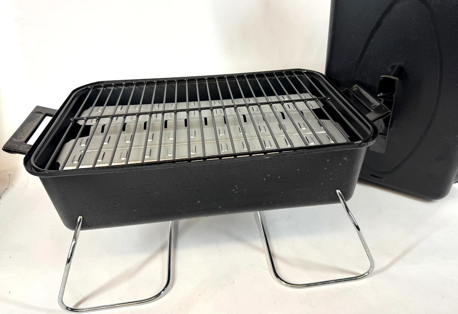 Char-Broil 461111811 Black Portable Table Top 1 Burner Gas Grill UNUSED READ