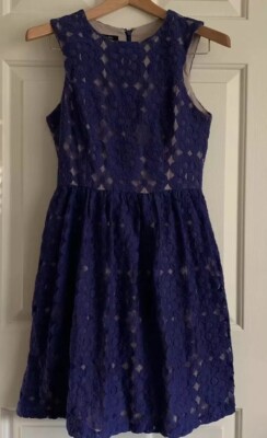 green emerald velvet dress Ivy Linen Midi Dress-Summer Blue Chambray