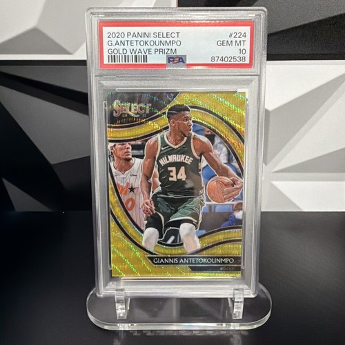 2020-21 Panini Select - Courtside Giannis Antetokounmpo #224 Gold Wave Prizm