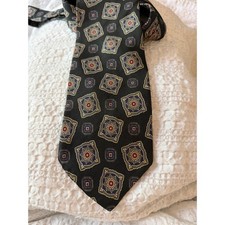 Churchill Collection Men's Silk Necktie Gray Blue Red Medallion Square USA Made