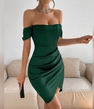 Green Off Shoulder Bodycon Short Dress Short Sleeve Pullover Solid