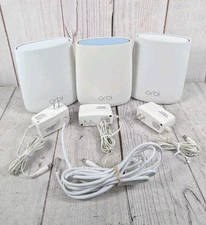 Netgear Orbi RBR20 Tri-Band Mesh Wi-Fi Router with 2x RBS20 Satellites + Cables