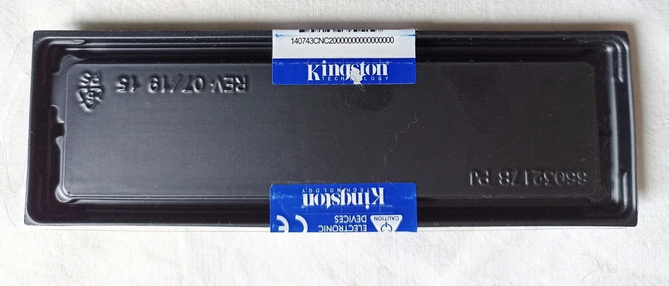 Kingston 8GB DDR3 PC3-10600 1333MHz 240Pin KVR1333D3N9/8G Memoria RAM PC Desktop - Immagine 4 di 4