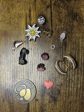 Gemischtes Konvolut Anhänger Schal Clips Verschlüsse Pin Anstecker Vintage Schmuck Quoten