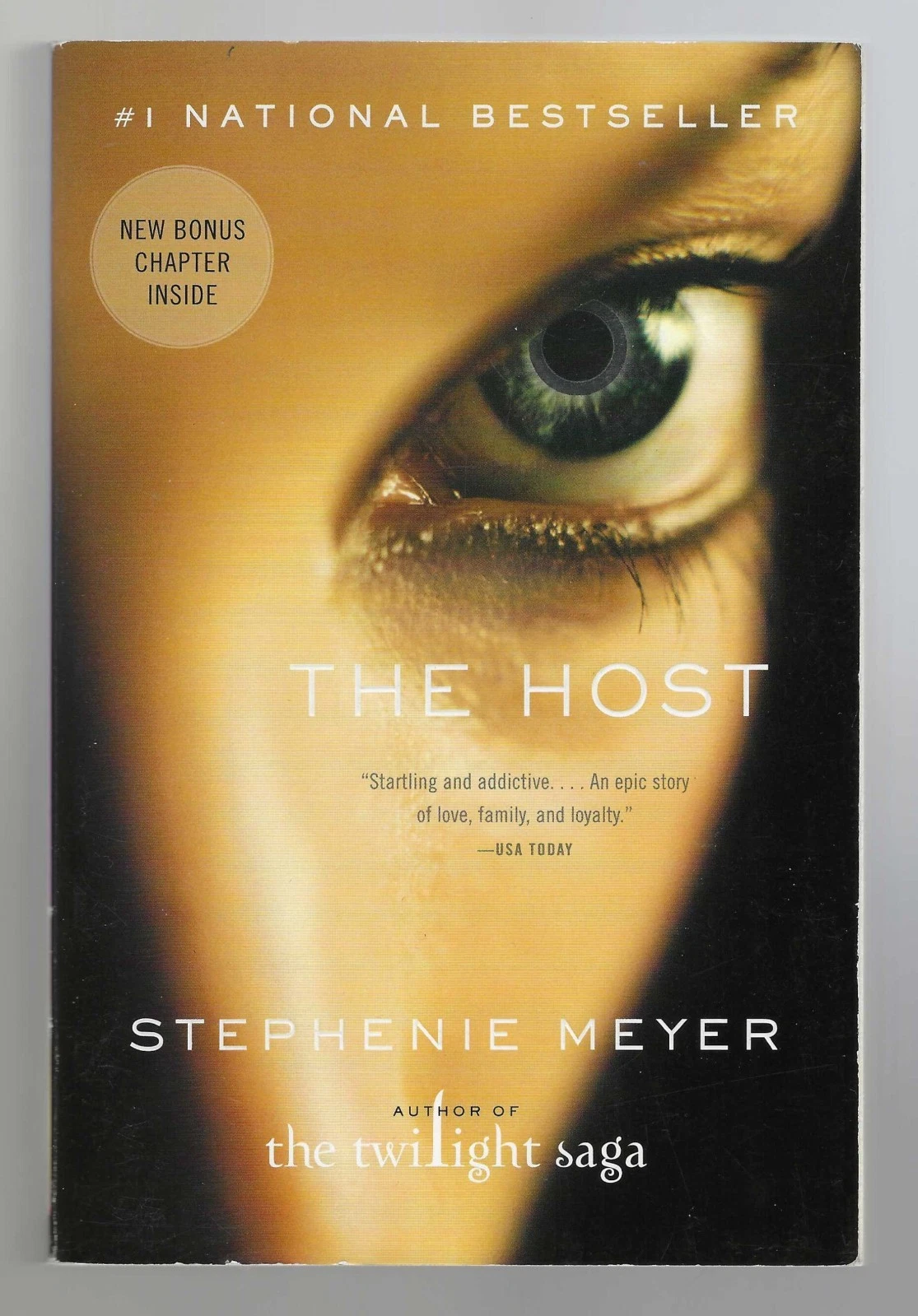 THE HOST by STEPHENIE MEYER ~ VERY GOOD CONDITION ~ 2010