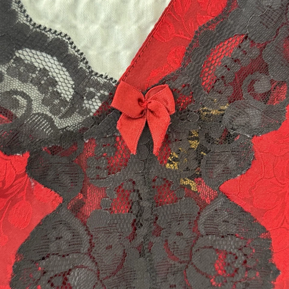 Peluche De Colección Solange Satinado - Rojo Con Encaje Negro 22/24 Sexy, Excelente Estado Foto 3 de 4