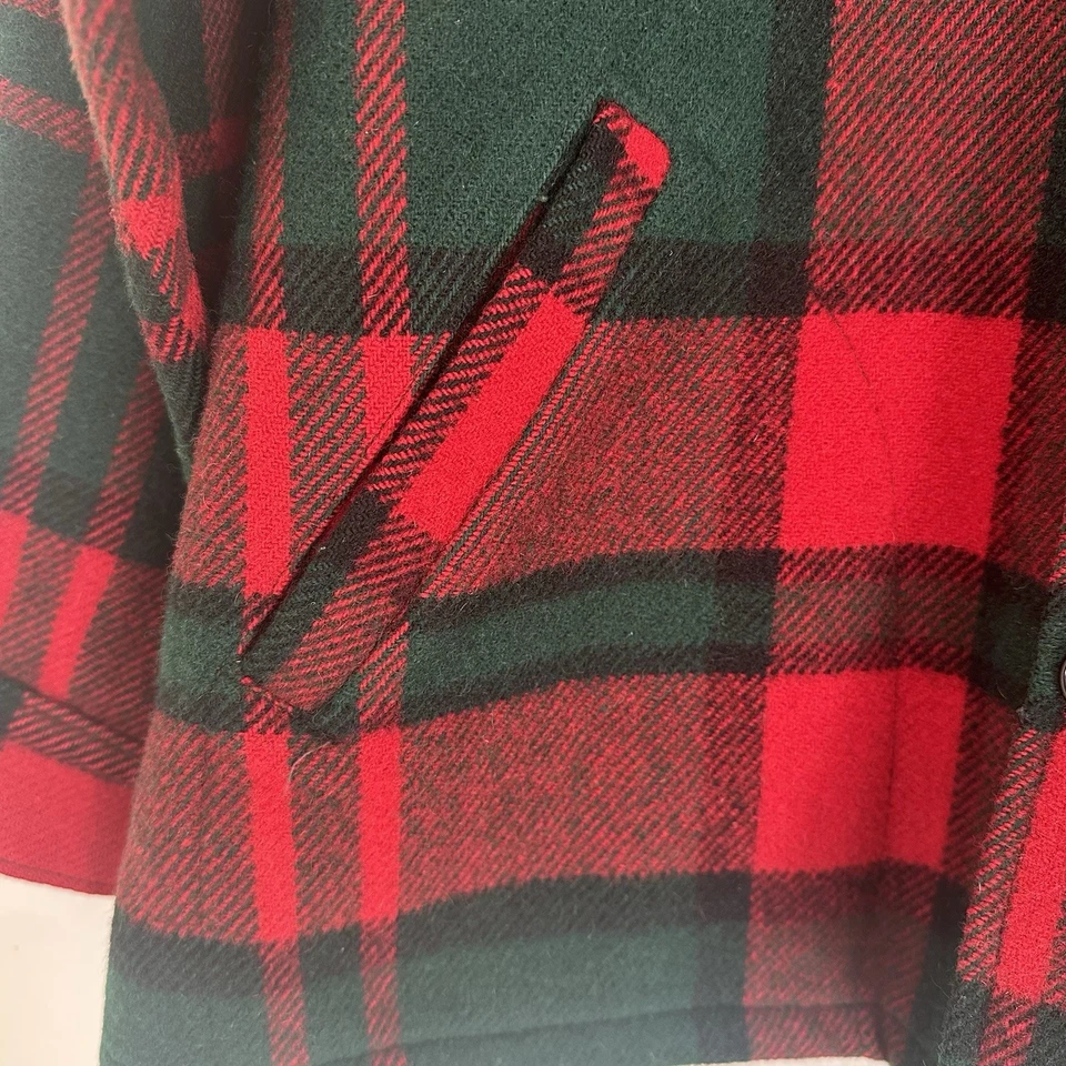Vintage  Woolrich Coat Mens XL Mackinaw Hunting Jacket Green Red Plaid Wool - Image 2 of 4