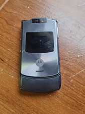 Motorola RAZR V3xx AT T Silver/Gray Flip Cell Phone 1.3MP Camera BZ60