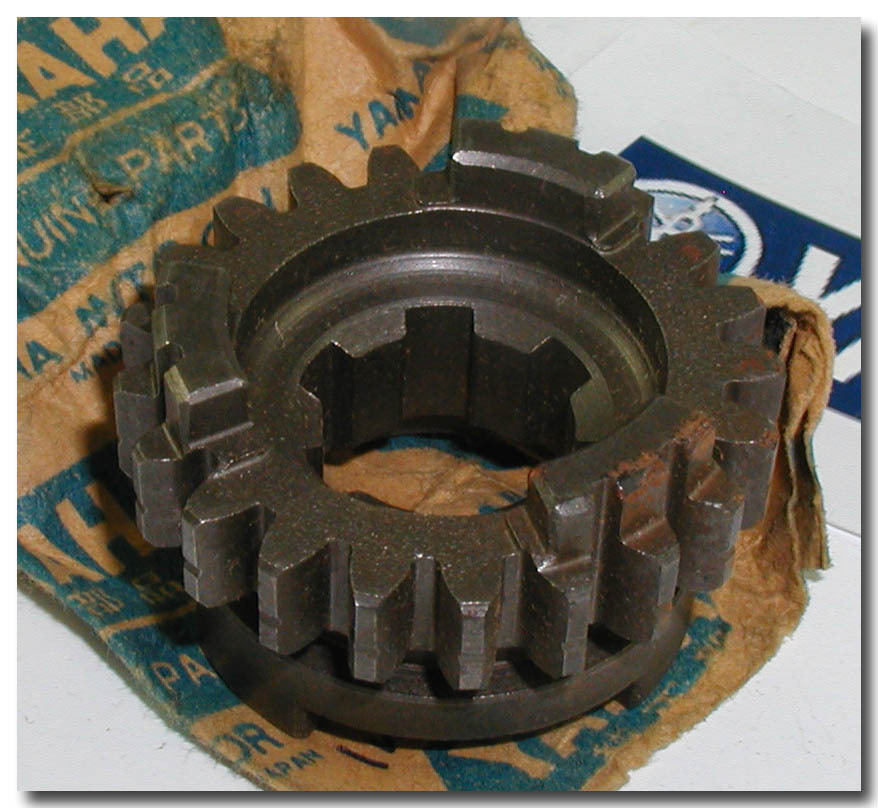 2015 6弾　77/79 YAMAHA 80-81 IT125 77-79 IT175 6th TRANSMISSION WHEEL GEAR 1W2