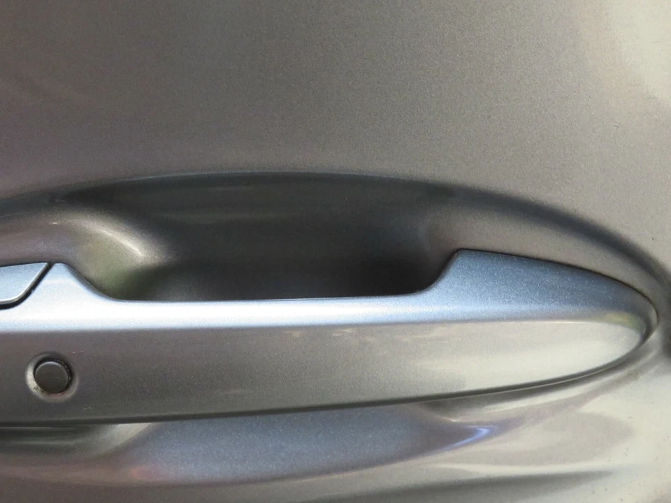 HONDA JAZZ MK4 2015-2019 OSF DRIVER SIDE FRONT KEYLESS ENTRY OUTER DOOR HANDLE  - Image 3 of 4