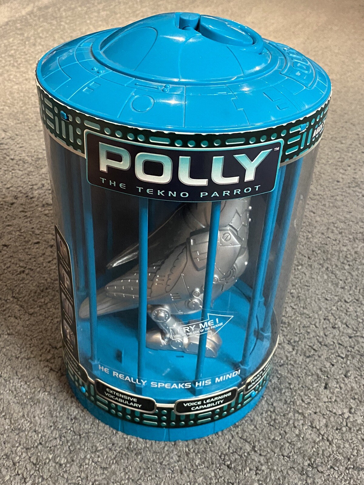 Polly the Tekno Parrot Electronic Interactive Pet 2001 New