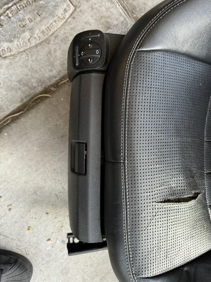 2003-2006 Mercedes-Benz Heated And Cooled W211 E55 AMG SEATS Leather Seats - Image 4 of 4