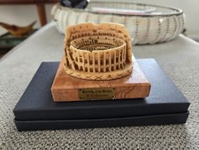 VINTAGE ROME COLOSSEUM MINIATURE RICORDO ROMA-IL COLOSSEO STONE/MARBLE