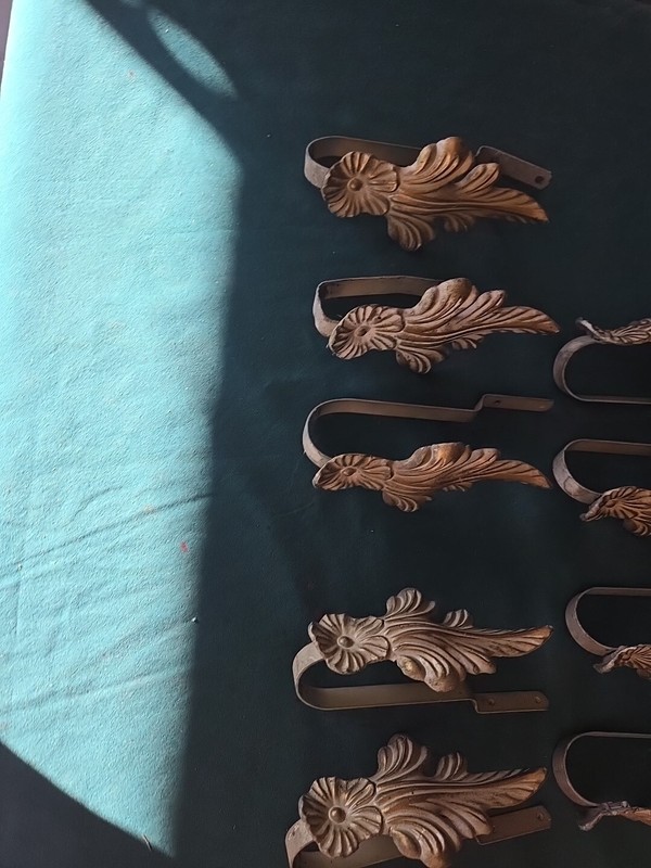 Vintage Curtain Drapery Rod Holders (9)  Leaf Corbel Style 5.5" Tall
