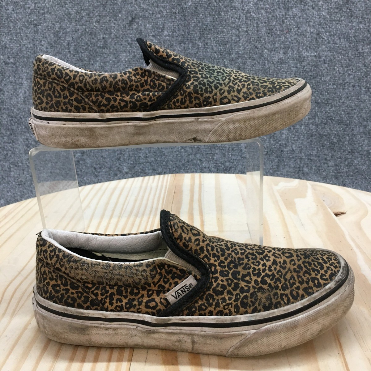 Size 6 VANS Off The Wall Leopard Print Brown Low Top‎ Mens Sneakers Shoes 721356 VANS OF THE WALL Black Cheetah Print Canvas Lace-Up Sneaker  main image 2