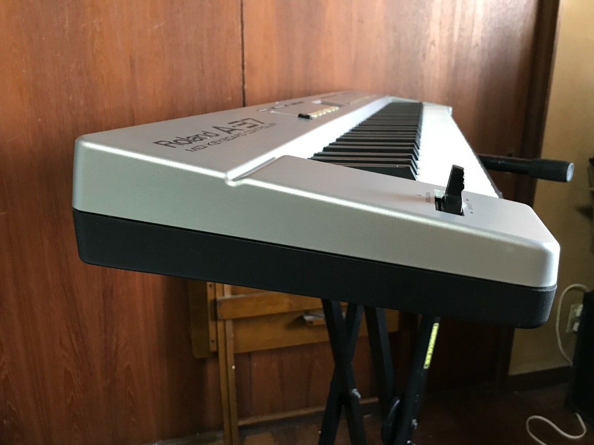 Roland A-37 76-Key MIDI Keyboard Controller w/ power supply
