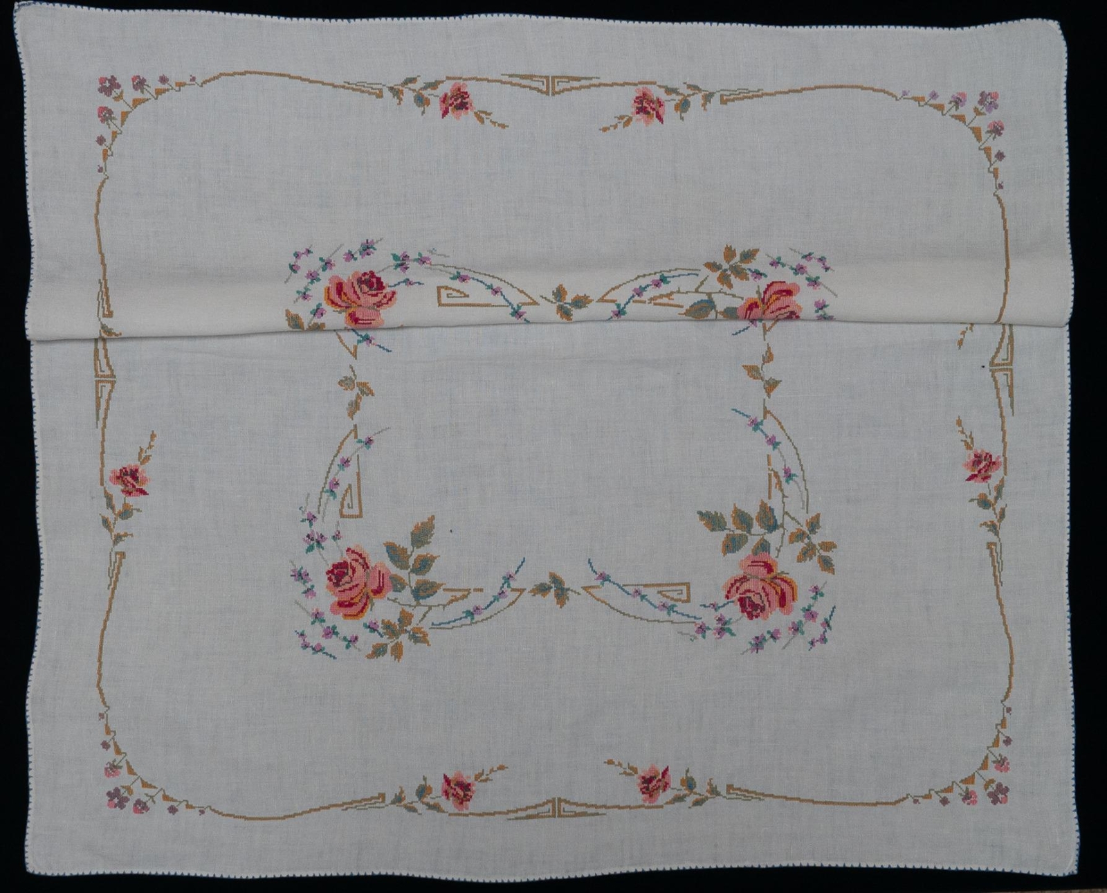 Roses Hand Embroidered Vintage Linen Tablecloth eBay