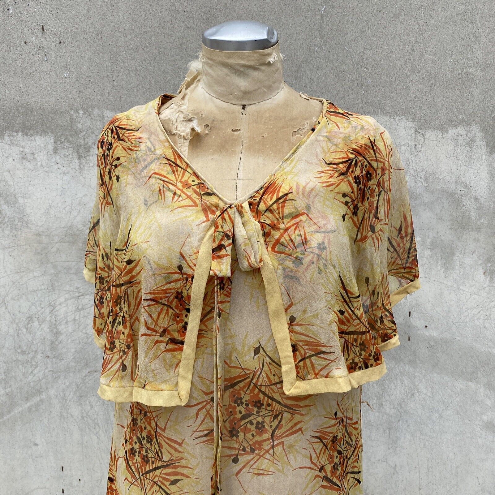 Antique 1920s 1930s Yellow Silk Chiffon Tiered Ru… - image 2