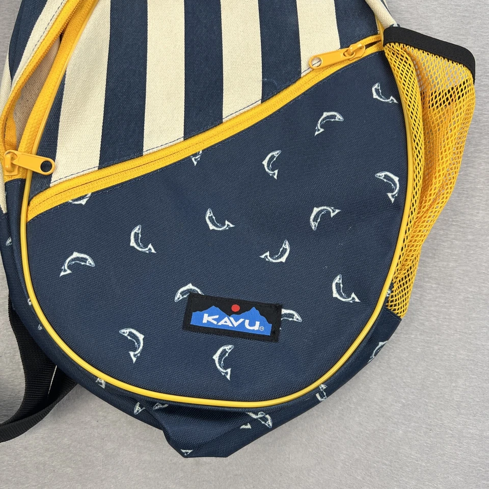 Bolso Bandolera Kavu Cuerda Eslinga Mochila Lágrima Patrón de Peces a Rayas Bolsillos LRG Foto 2 de 4