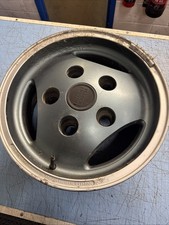 Range Rover Classic Aegean Blue 16 inch alloy wheel refurbishment NTC1346 (4)