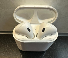 AirPods 2. Generation - Teildefekt. Linker hörer Akku schwach, sost gut.