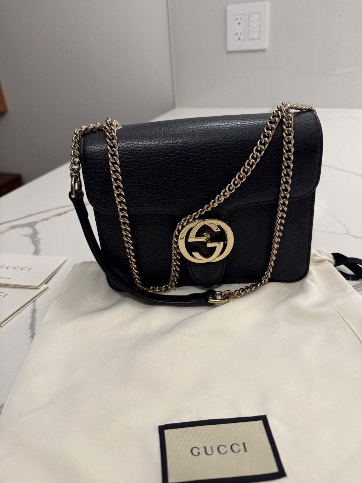 Gucci interlocking G small bag - image 4