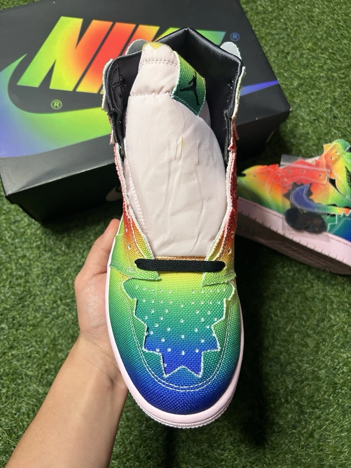 Talla 10 - Jordan 1 Retro OG Alto x J Balvin Tie Dye Foto 3 de 4