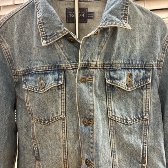 Never Worn Men's Topshop Jean Jacket Size Medium image 2
