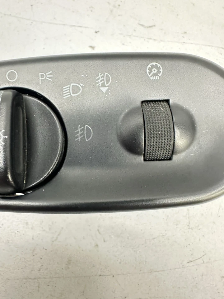03-06 FORD EXPEDITION DIMMER FOG HEAD LIGHT LAMP SWITCH Oem B24 - Image 3 of 4