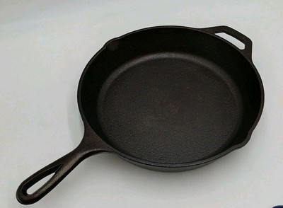 Lodge Cast Iron Skillet Frying  8 SK  10.5'' Made in USA