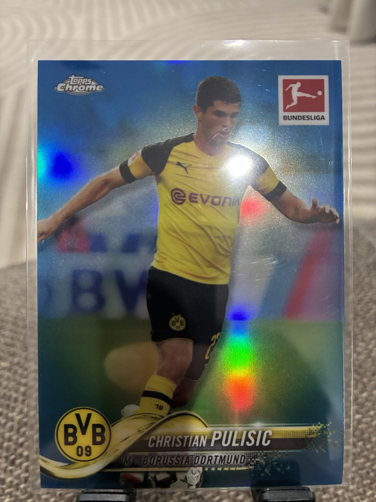 12 Card USA Soccer Lot Pulisic /199 McKennie /199 Weah RC Donovan USMNT view 5