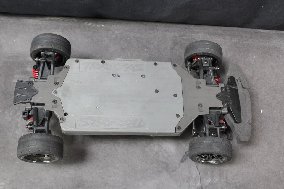 TRAXXAS 83076-4 4-Tec 2.0 VXL Chassis No Body 375 - Image 3 of 3
