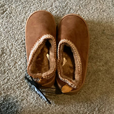 Women's Brown Slip-On Slippers Faux Suede Faux Fur Lined Trim Rubber Sole 7