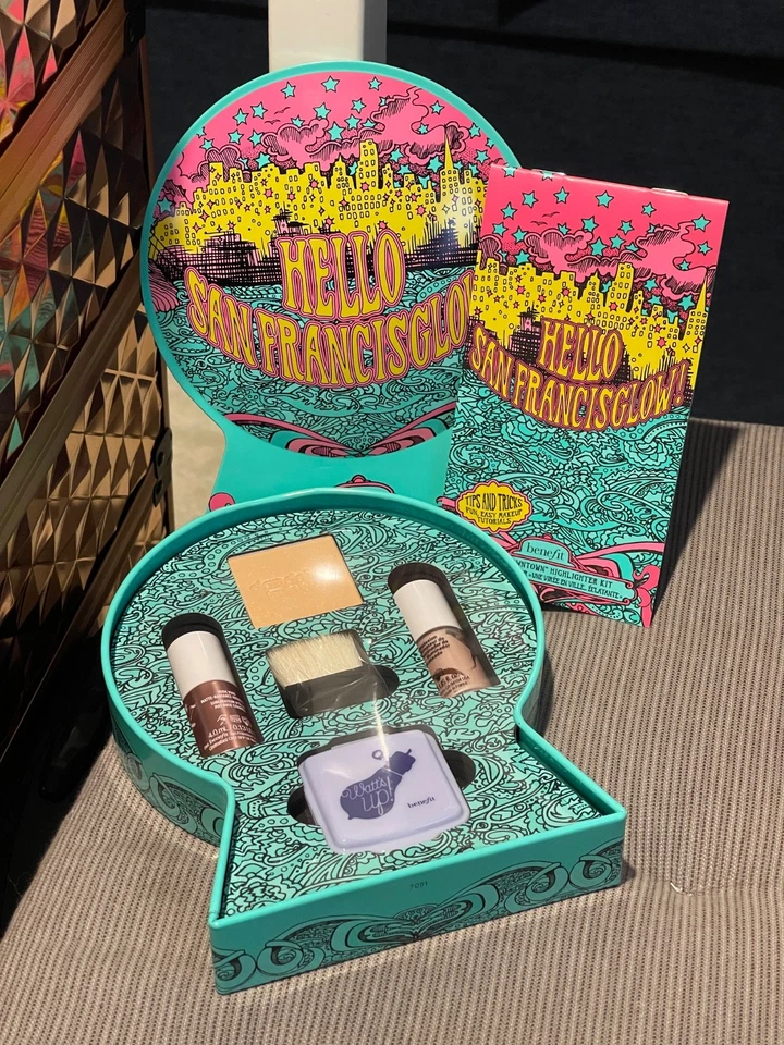 BENEFIT Hello San FrancisGlow! Glowin' Downtown Highlight Kit Reusable Tin NEW - Image 2 of 4