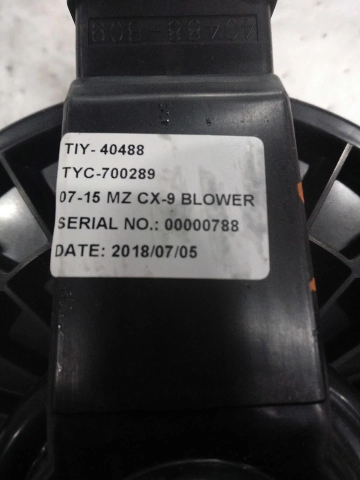 Motor soplador de climatización delantero usado se adapta a: Mazda CX-9 2012 delantero grado A Foto 2 de 4