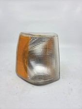 1992-1995 Volvo 940 Right Passanger Fender Mounted Turn Signal Marker Light 3-20 1992-1995 Volvo 940 Right Passanger Fender Mounted Turn Signal Marker Light 3-20