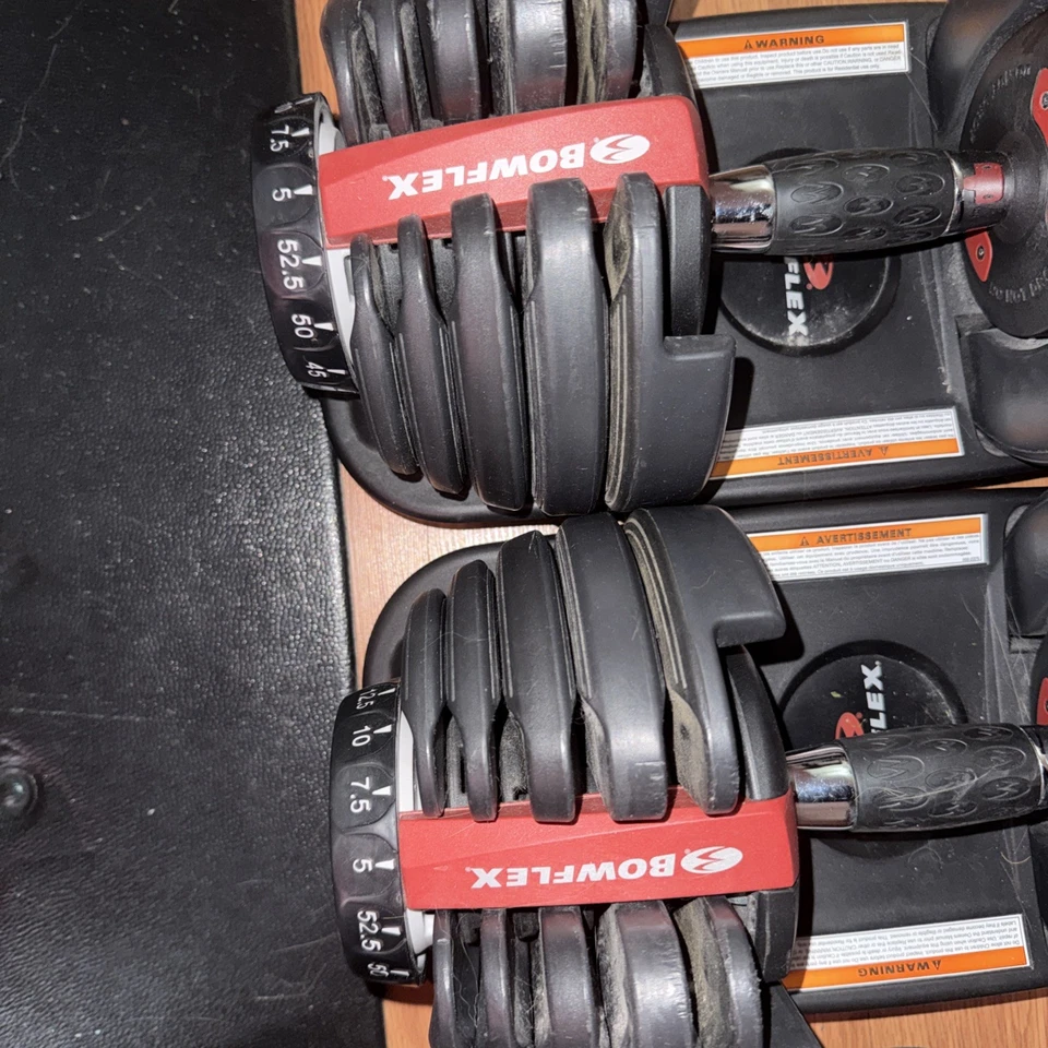 Mancuernas ajustables Bowflex SelectTech 552 - negras (juego de 2) Foto 2 de 4