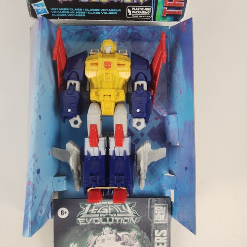 Transformers Legacy Evolution Metalhawk Voyager Class Action Figure F7207 - Afbeelding 2 van 15