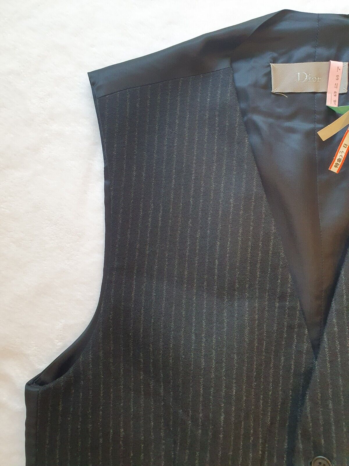 Picture 8 of 24
